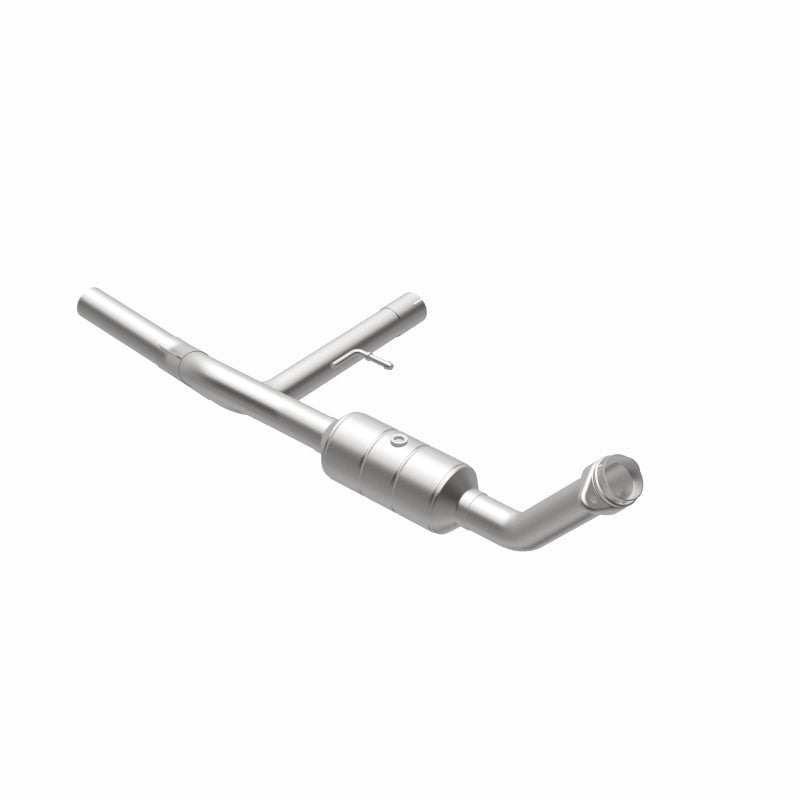 MagnaFlow Ford F-150 HM Grade Federal / EPA Compliant Direct-Fit Catalytic Converter 93124 360 Degree Image Set