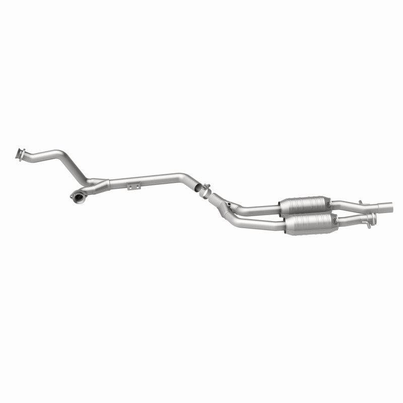 MagnaFlow Mercedes-Benz Standard Grade Federal / EPA Compliant Direct-Fit Catalytic Converter 23573 360 Degree Image Set
