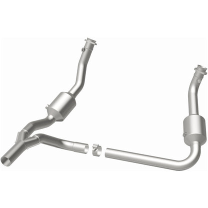 MagnaFlow Jeep Wrangler OEM Grade Federal / EPA Compliant Direct-Fit Catalytic Converter 21-458 Photo - out of package