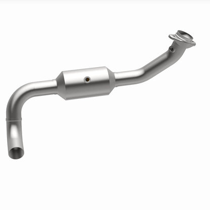 MagnaFlow Ford F-150 OEM Grade Federal / EPA Compliant Direct-Fit Catalytic Converter 21-832 360 Degree Image Set