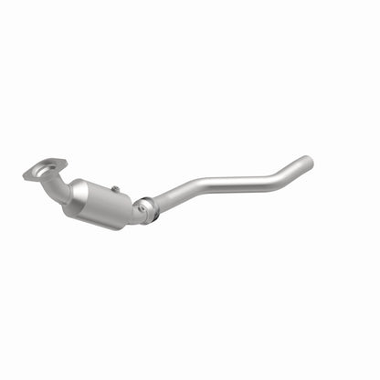 MagnaFlow California Grade CARB Compliant Direct-Fit Catalytic Converter 5561244 360 Degree Image Set