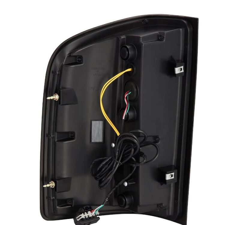 AlphaRex 07-14 Chevrolet Silverado 1500/2500HD/3500HD Luxx-Series LED Tail Lights Blk w/Smoked Lens 620080 620080 User 1