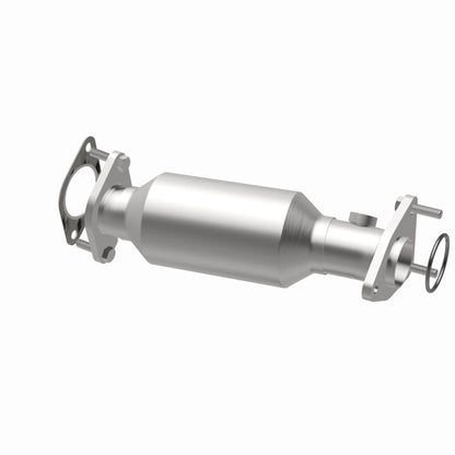 MagnaFlow OEM Grade Federal / EPA Compliant Direct-Fit Catalytic Converter 52668 360 Degree Image Set