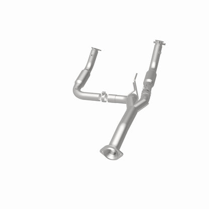 MagnaFlow California Grade CARB Compliant Direct-Fit Catalytic Converter 5551252 360 Degree Image Set
