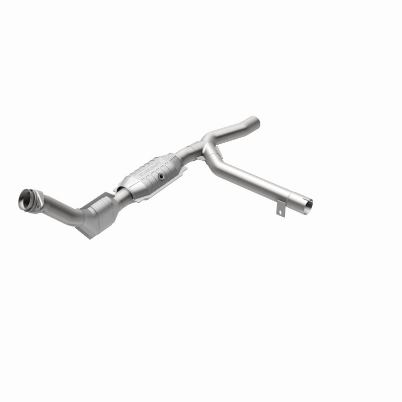 MagnaFlow Ford HM Grade Federal / EPA Compliant Direct-Fit Catalytic Converter 93153 360 Degree Image Set