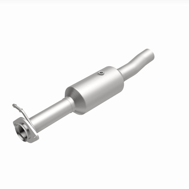 Magnaflow 09-10 Ford F-550 Super Duty V10 6.8L Rear Underbody Direct Fit Catalytic Converter 280434 280434 360 Degree Image Set