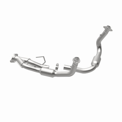 MagnaFlow Jeep Grand Cherokee OEM Grade Federal / EPA Compliant Direct-Fit Catalytic Converter 49686 360 Degree Image Set