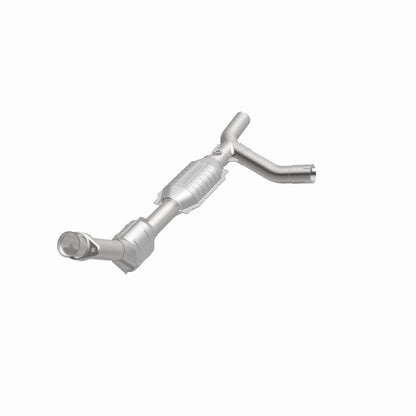MagnaFlow Ford HM Grade Federal / EPA Compliant Direct-Fit Catalytic Converter 93151 360 Degree Image Set