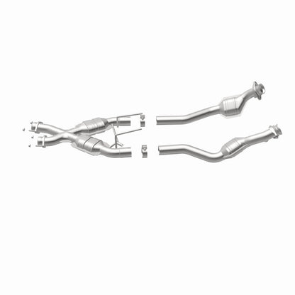 MagnaFlow Standard Grade Federal / EPA Compliant Direct-Fit Catalytic Converter 93332 360 Degree Image Set