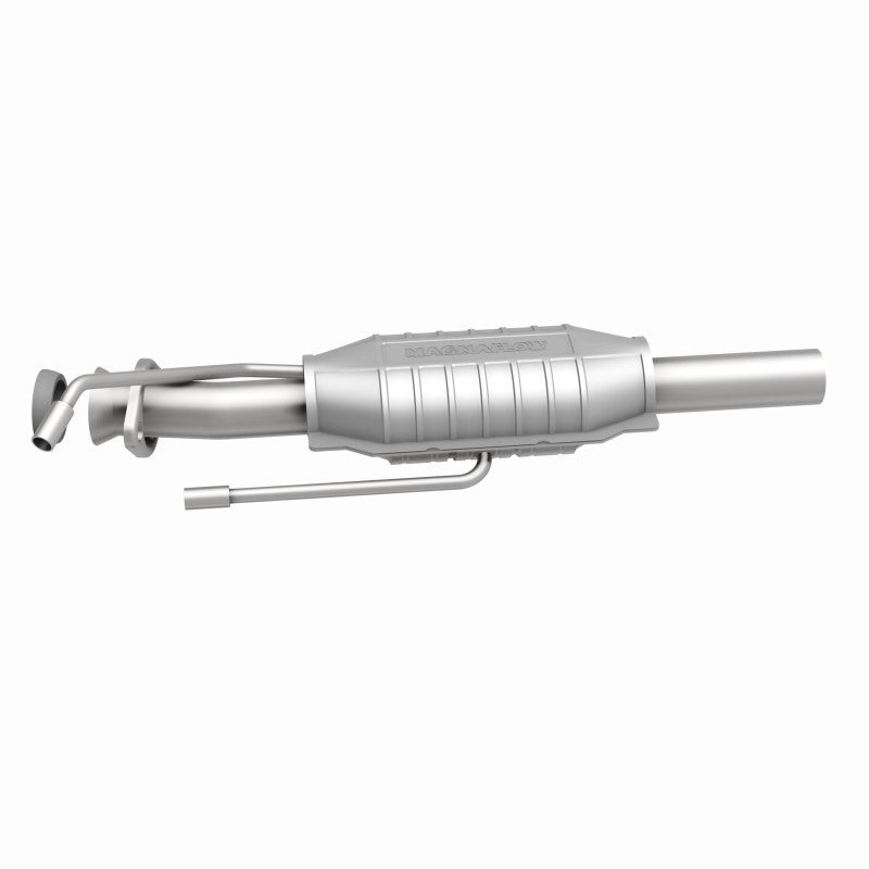 MagnaFlow Standard Grade Federal / EPA Compliant Direct-Fit Catalytic Converter 23359 360 Degree Image Set
