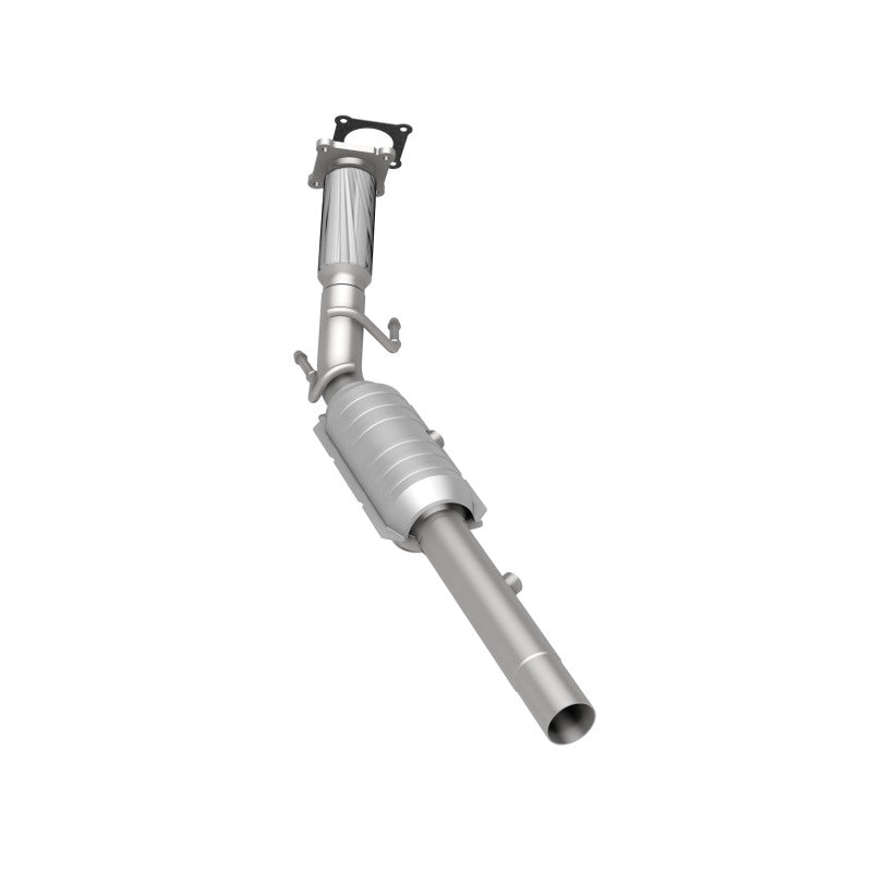MagnaFlow Volkswagen Beetle HM Grade Federal / EPA Compliant Direct-Fit Catalytic Converter 24333 360 Degree Image Set