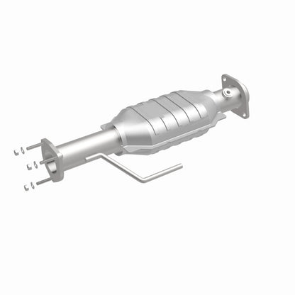 MagnaFlow Jeep Wrangler HM Grade Federal / EPA Compliant Direct-Fit Catalytic Converter 23297 360 Degree Image Set