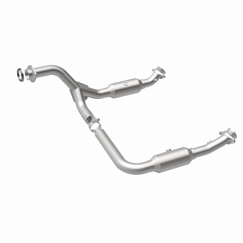 MagnaFlow California Grade CARB Compliant Direct-Fit Catalytic Converter 5551672 360 Degree Image Set