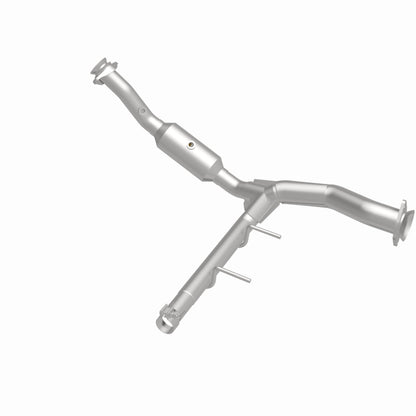 Magnaflow 15-17 Ford F-150 3.5L Direct Fit Converter 5551469 5551469 360 Degree Image Set