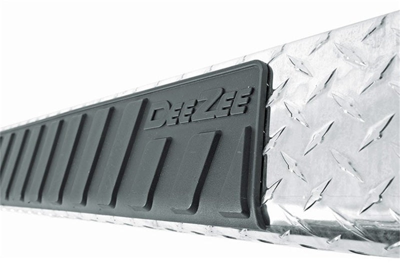 Dee Zee Deezee Universal Tubes - 6In Oval - Black Tread Aluminum (ExtCab) DZ16412 DZ16412 Photo - Unmounted