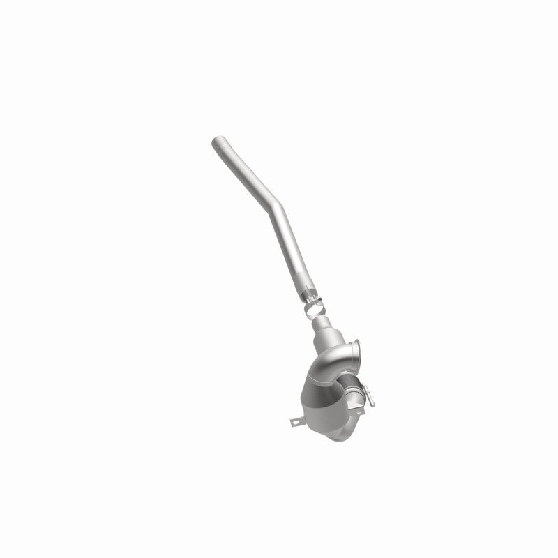 MagnaFlow Audi A3 Quattro OEM Grade Federal / EPA Compliant Direct-Fit Catalytic Converter 21-580 360 Degree Image Set