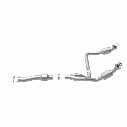 MagnaFlow California Grade CARB Compliant Direct-Fit Catalytic Converter 5582134 360 Degree Image Set