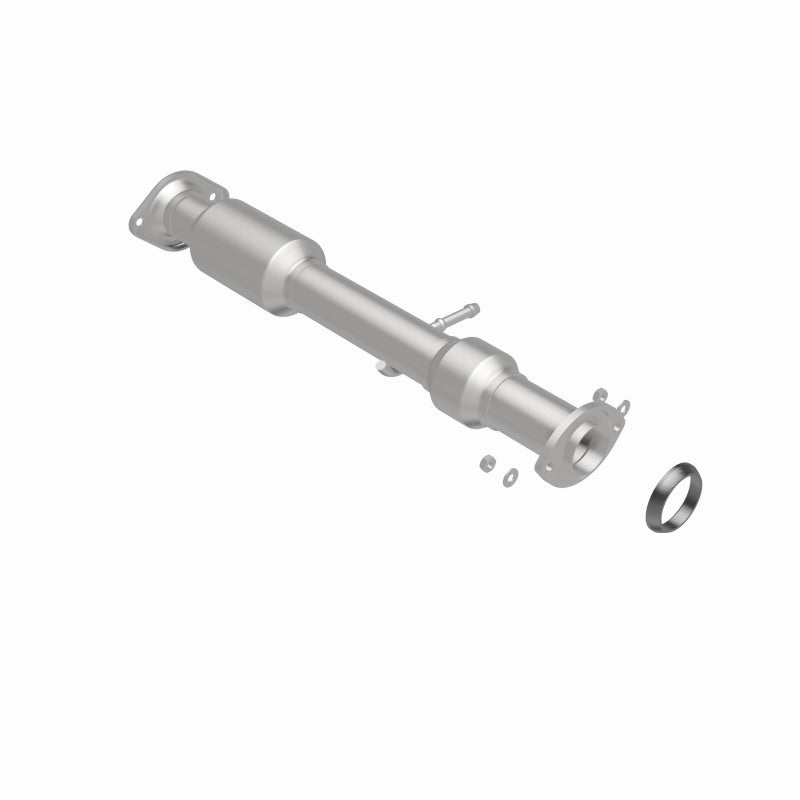 MagnaFlow Toyota Highlander OEM Grade Federal / EPA Compliant Direct-Fit Catalytic Converter 52534 360 Degree Image Set