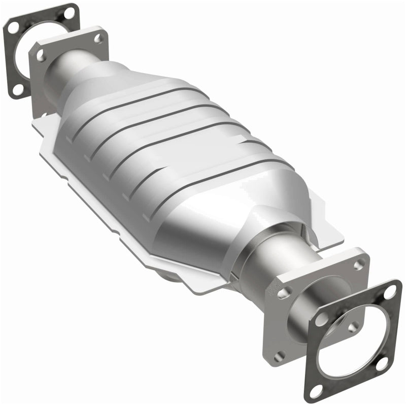 MagnaFlow Standard Grade Federal / EPA Compliant Direct-Fit Catalytic Converter 23652 Photo - out of package
