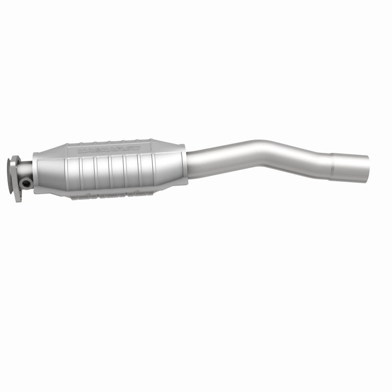 MagnaFlow Volvo Standard Grade Federal / EPA Compliant Direct-Fit Catalytic Converter 23949 360 Degree Image Set