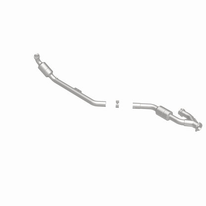 MagnaFlow Mercedes-Benz CLK320 California Grade CARB Compliant Direct-Fit Catalytic Converter 5411582 360 Degree Image Set