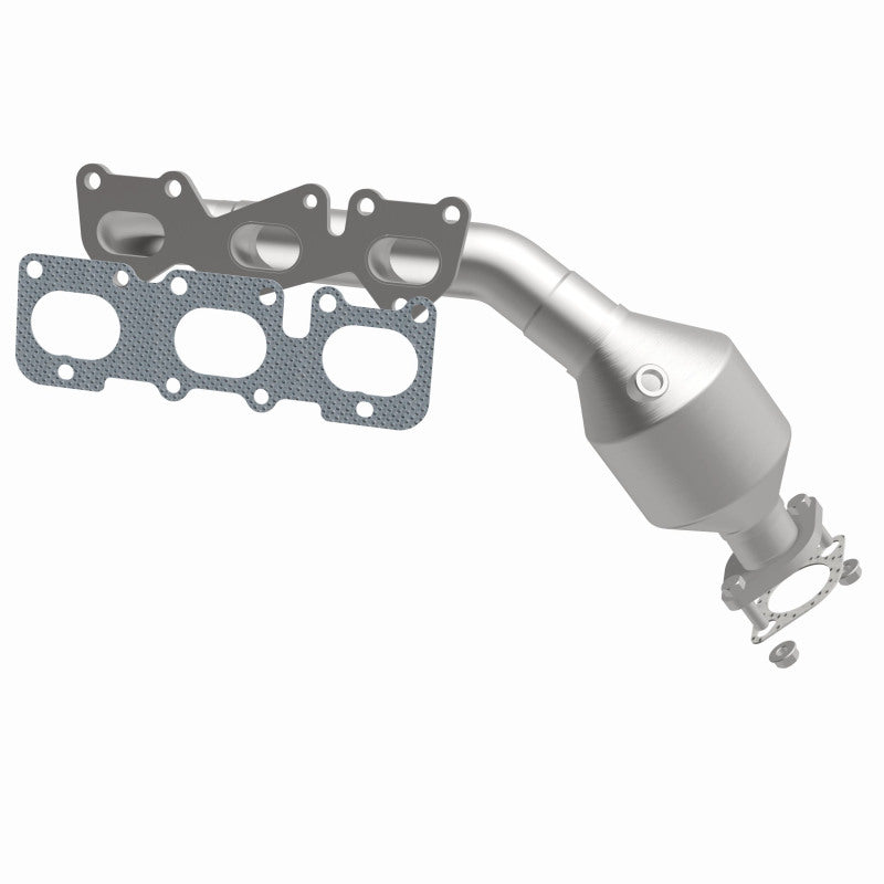 MagnaFlow Kia Borrego OEM Grade Federal / EPA Compliant Manifold Catalytic Converter 51401 360 Degree Image Set