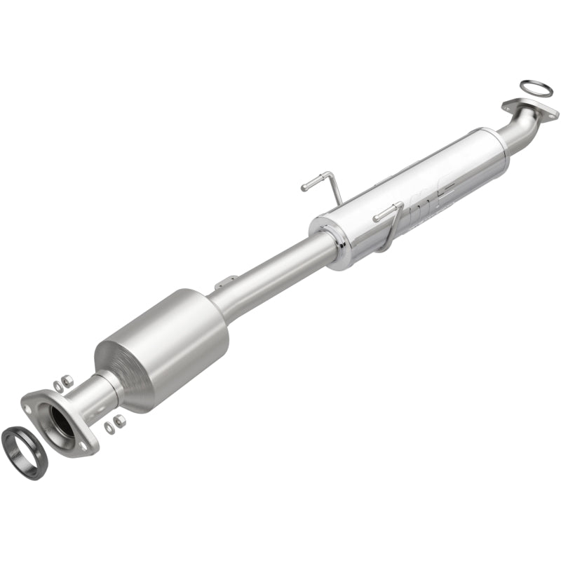 MagnaFlow Toyota Sienna OEM Grade Federal / EPA Compliant Direct-Fit Catalytic Converter 52547 Photo - Primary