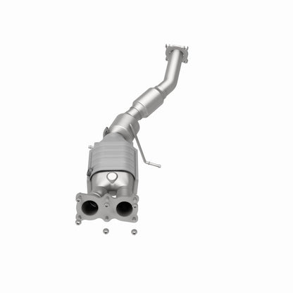 MagnaFlow Volvo XC60 OEM Grade Federal / EPA Compliant Direct-Fit Catalytic Converter 51691 360 Degree Image Set
