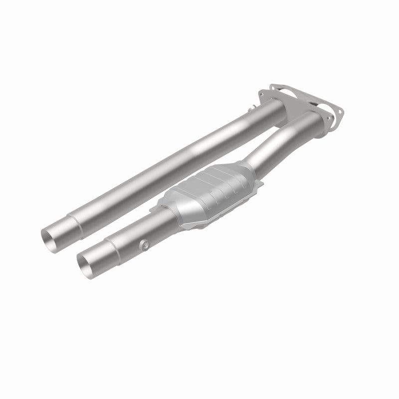 MagnaFlow HM Grade Federal / EPA Compliant Direct-Fit Catalytic Converter 95471 360 Degree Image Set