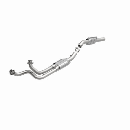 MagnaFlow Ford HM Grade Federal / EPA Compliant Direct-Fit Catalytic Converter 93381 360 Degree Image Set