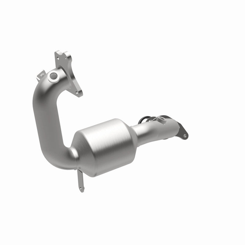 MagnaFlow Nissan Juke OEM Grade Federal / EPA Compliant Direct-Fit Catalytic Converter 52439 360 Degree Image Set