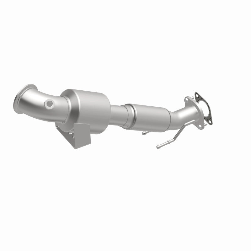 MagnaFlow Ford Focus OEM Grade Federal / EPA Compliant Direct-Fit Catalytic Converter 51633 360 Degree Image Set