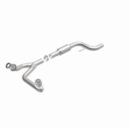 MagnaFlow California Grade CARB Compliant Direct-Fit Catalytic Converter 4481989 360 Degree Image Set