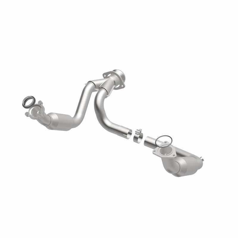 MagnaFlow California Grade CARB Compliant Direct-Fit Catalytic Converter 5551631 360 Degree Image Set