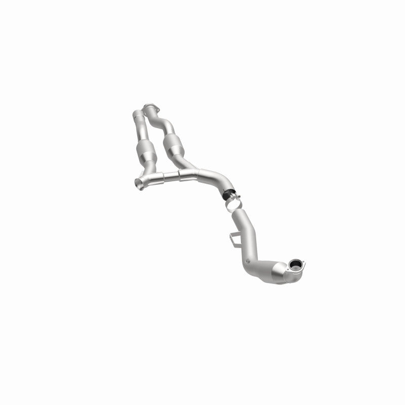 MagnaFlow Mercedes-Benz HM Grade Federal / EPA Compliant Direct-Fit Catalytic Converter 24334 360 Degree Image Set