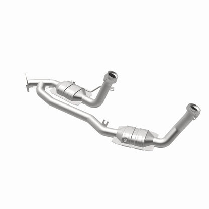 MagnaFlow HM Grade Federal / EPA Compliant Direct-Fit Catalytic Converter 23083 360 Degree Image Set