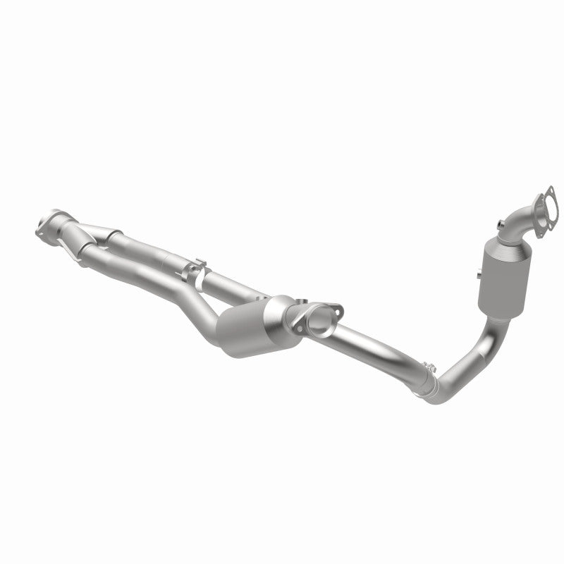 Magnaflow Conv DF 2015-2017 Transit-150 V6 3.5 OEM Underbody 21-710 21-710 360 Degree Image Set