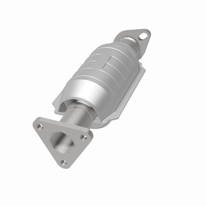 MagnaFlow Hyundai Accent HM Grade Federal / EPA Compliant Direct-Fit Catalytic Converter 23879 360 Degree Image Set