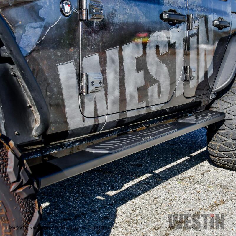 Westin 18-22 Jeep Wrangler JLU 4dr R5 Nerf Step Bars - Tex. Blk 28-51315 28-51315 Photo - Mounted