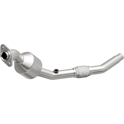 MagnaFlow Land Rover Freelander OEM Grade Federal / EPA Compliant Direct-Fit Catalytic Converter 51877 Photo - Primary