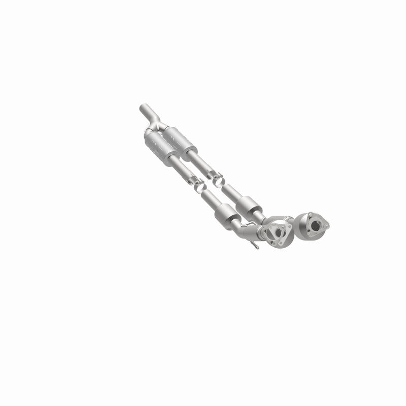 MagnaFlow Volkswagen Passat California Grade CARB Compliant Direct-Fit Catalytic Converter 551838 360 Degree Image Set