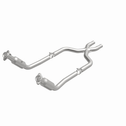 MagnaFlow Ford Mustang California Grade CARB Compliant Direct-Fit Catalytic Converter 5561977 360 Degree Image Set