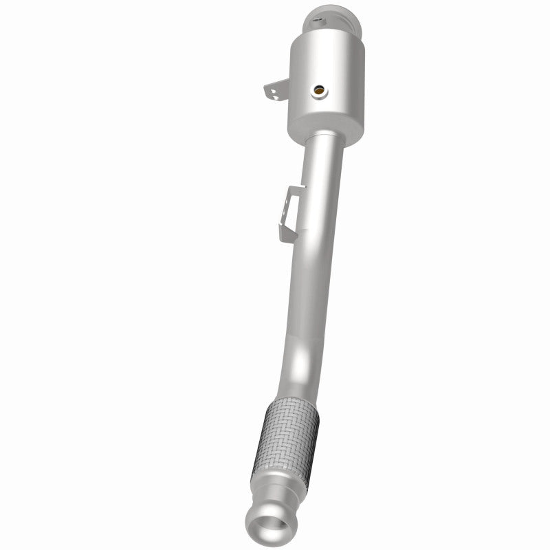 MagnaFlow Mercedes-Benz Metris OEM Grade Federal / EPA Compliant Direct-Fit Catalytic Converter 21-897 360 Degree Image Set