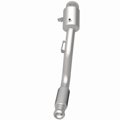 MagnaFlow Mercedes-Benz Metris OEM Grade Federal / EPA Compliant Direct-Fit Catalytic Converter 21-897 360 Degree Image Set