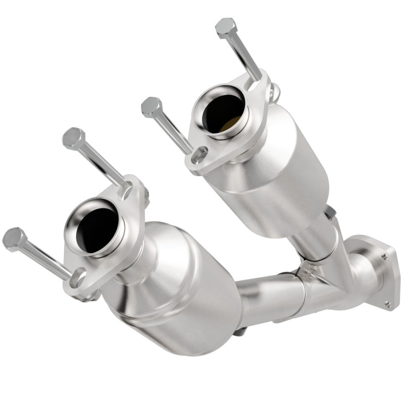 MagnaFlow Jeep Cherokee OEM Grade Federal / EPA Compliant Direct-Fit Catalytic Converter 49465 Photo - Primary