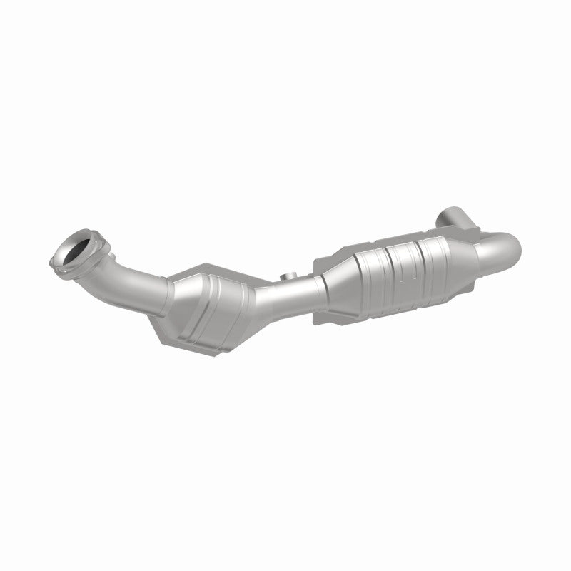 MagnaFlow Ford Expedition OEM Grade Federal / EPA Compliant Direct-Fit Catalytic Converter 49605 360 Degree Image Set