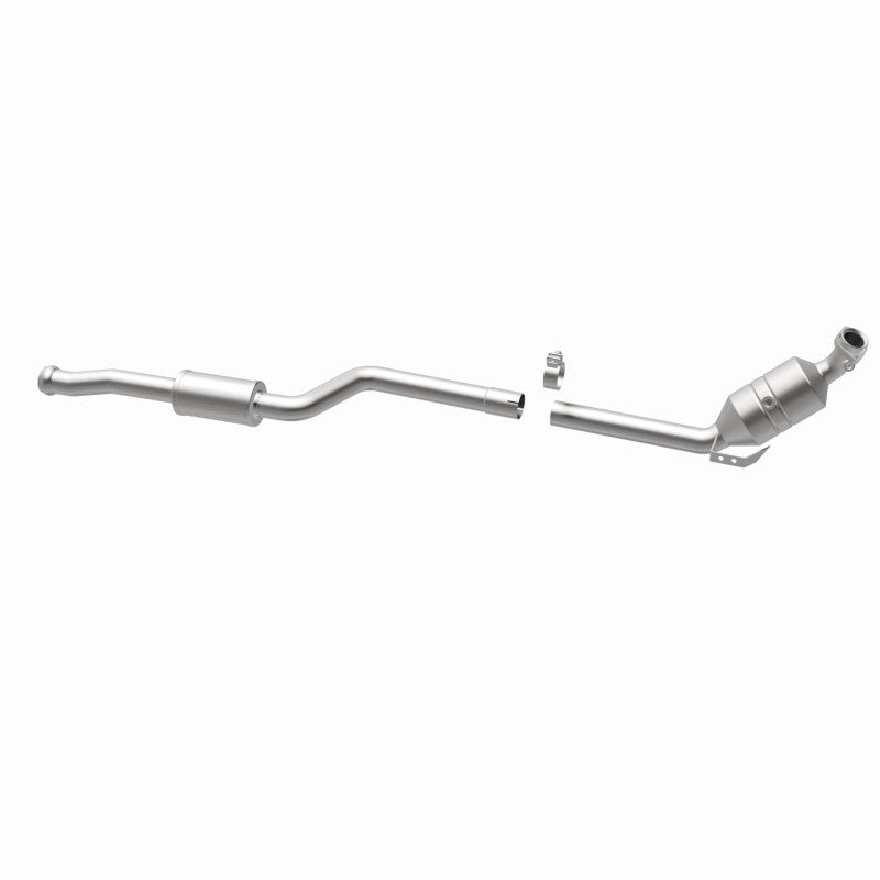 MagnaFlow Mercedes-Benz California Grade CARB Compliant Direct-Fit Catalytic Converter 5561922 360 Degree Image Set