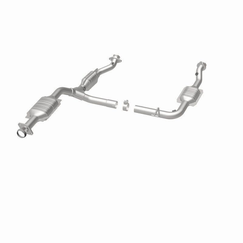 MagnaFlow OEM Grade Federal / EPA Compliant Direct-Fit Catalytic Converter 49575 360 Degree Image Set