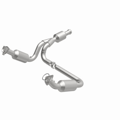 MagnaFlow California Grade CARB Compliant Direct-Fit Catalytic Converter 5582578 360 Degree Image Set