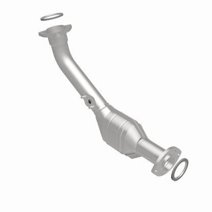 MagnaFlow Toyota Tacoma OEM Grade Federal / EPA Compliant Direct-Fit Catalytic Converter 51972 360 Degree Image Set